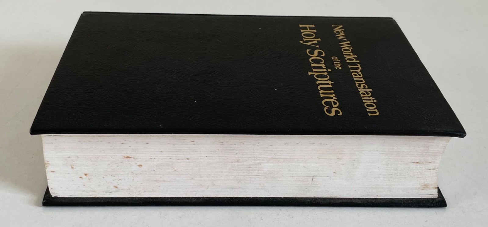 NEW WORLD TRANSLATION OF THE HOLY SCRIPTURES WatchTower Society Black Cover 1984