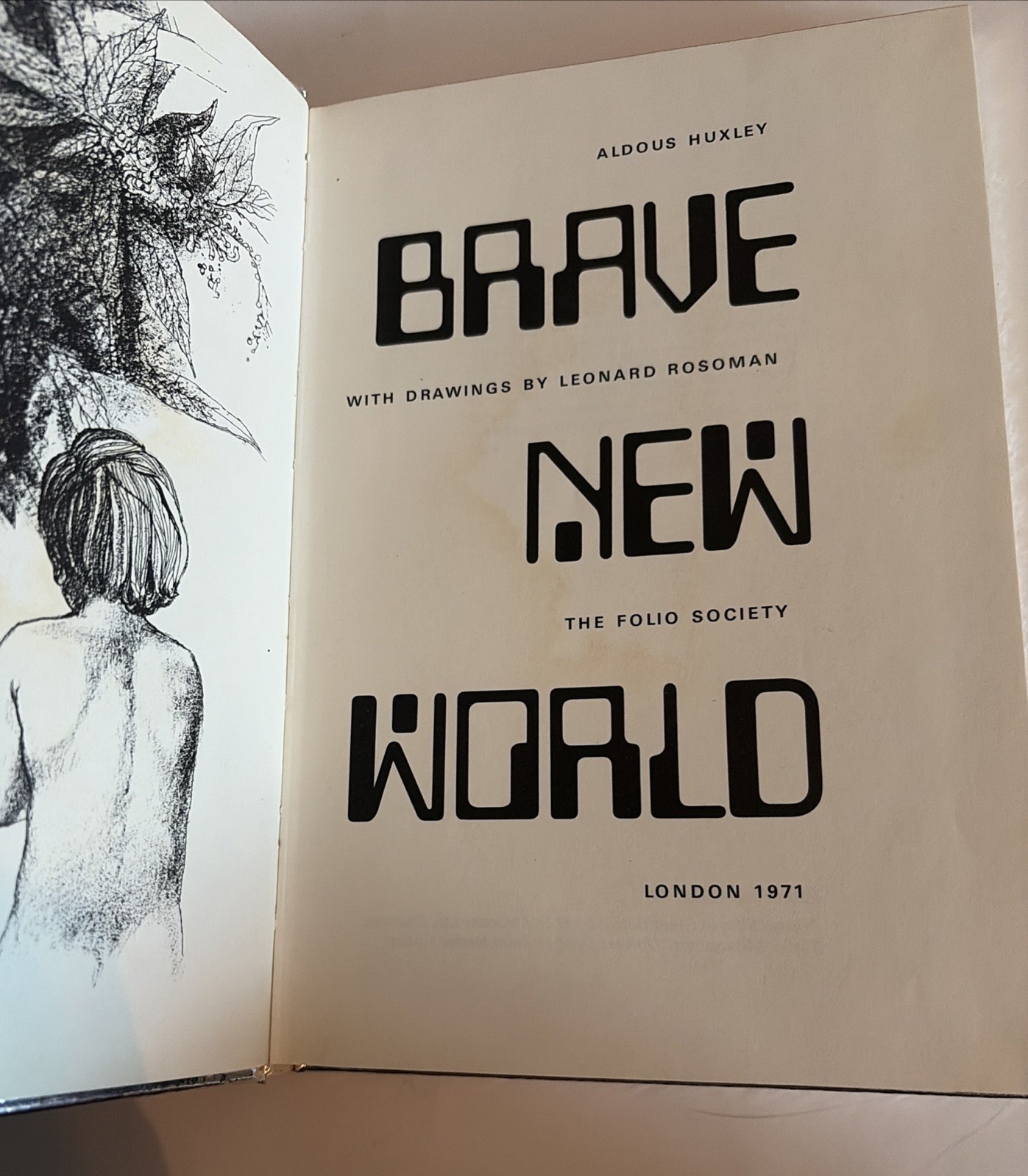 Brave New World. Aldous Huxley. Folio Society 1977 Edition 4. No Slip Case