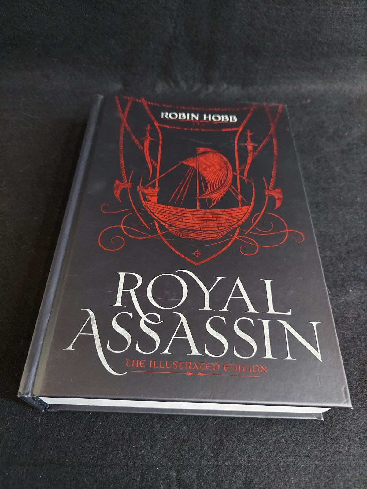 Robin Hobb ~ Farseer Trilogy Illustrated Assassin’s Apprentice ~ SIGNED 1st Set!