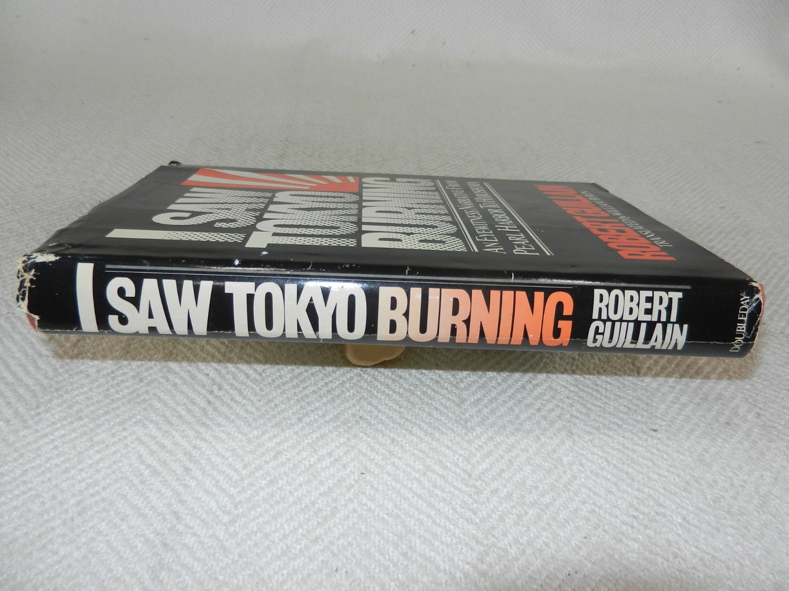 WW II Vichy French journalist in Japan 1941-1945 „I SAW TOKYO BURNING“