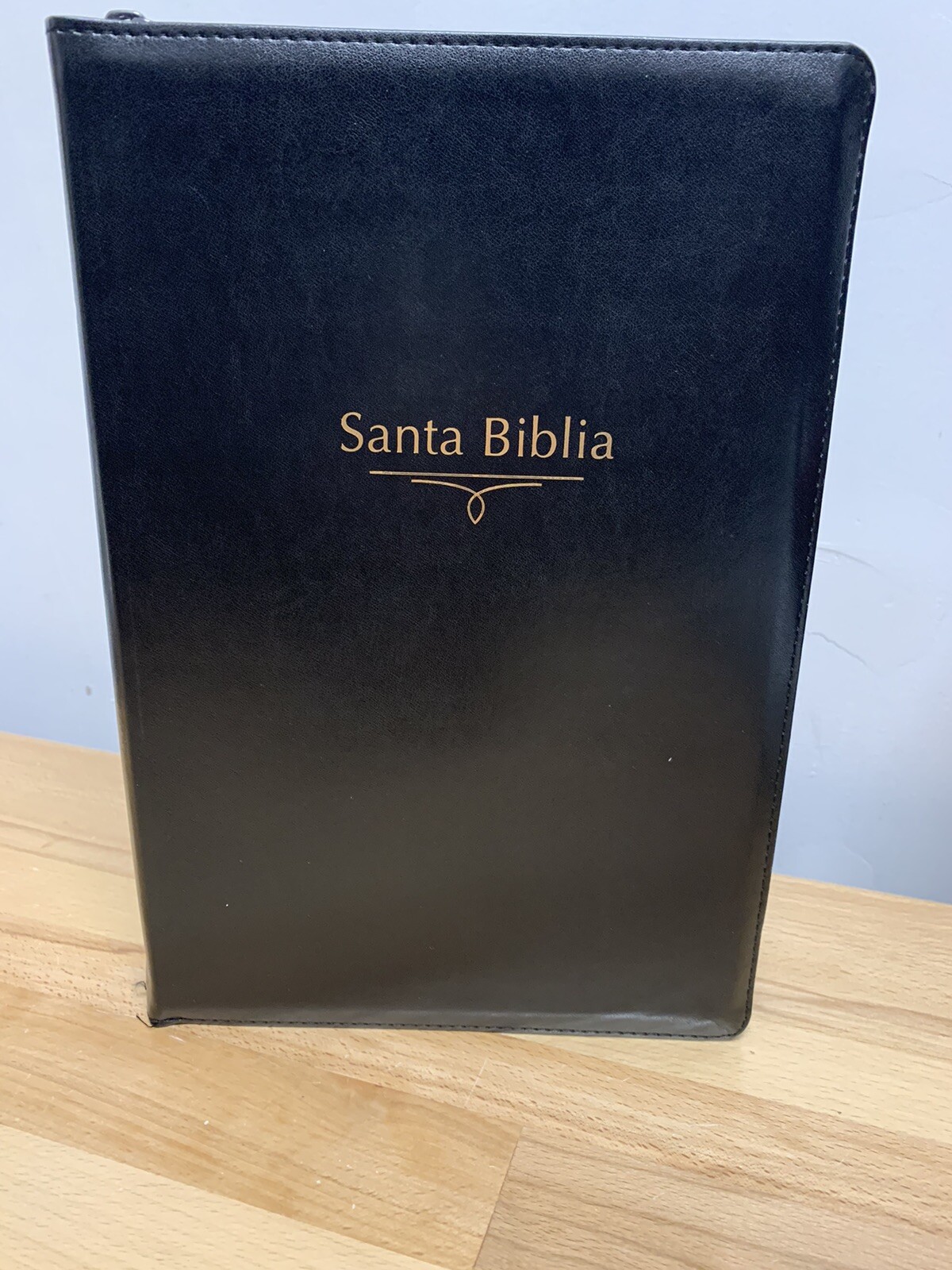 Biblia Letra Super Gigante 19 puntos con cierre Reina valer1960 negro con indice