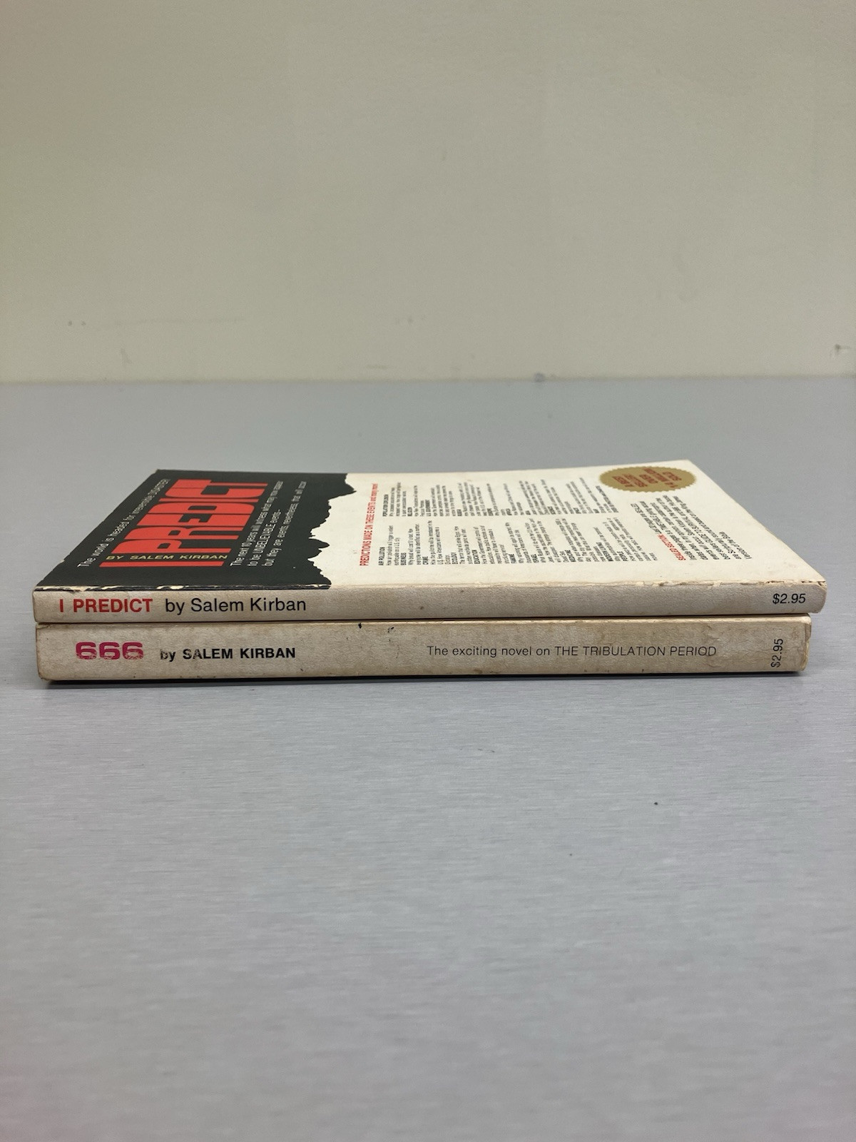 I Predict Salem Kirban (7th Print 1975) + 666 (13th Print 1975) – Good – PB