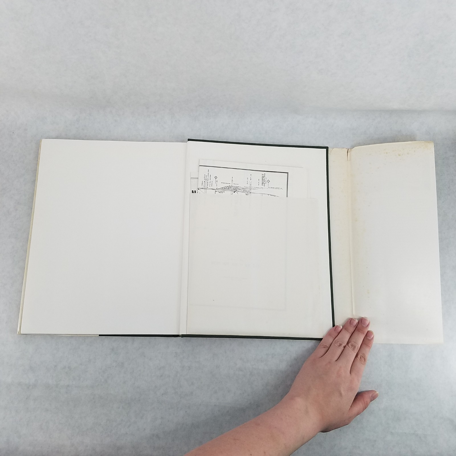 Rails That Climb: Narrative History of the Moffat Road w/ Foldout Map & Inserts
