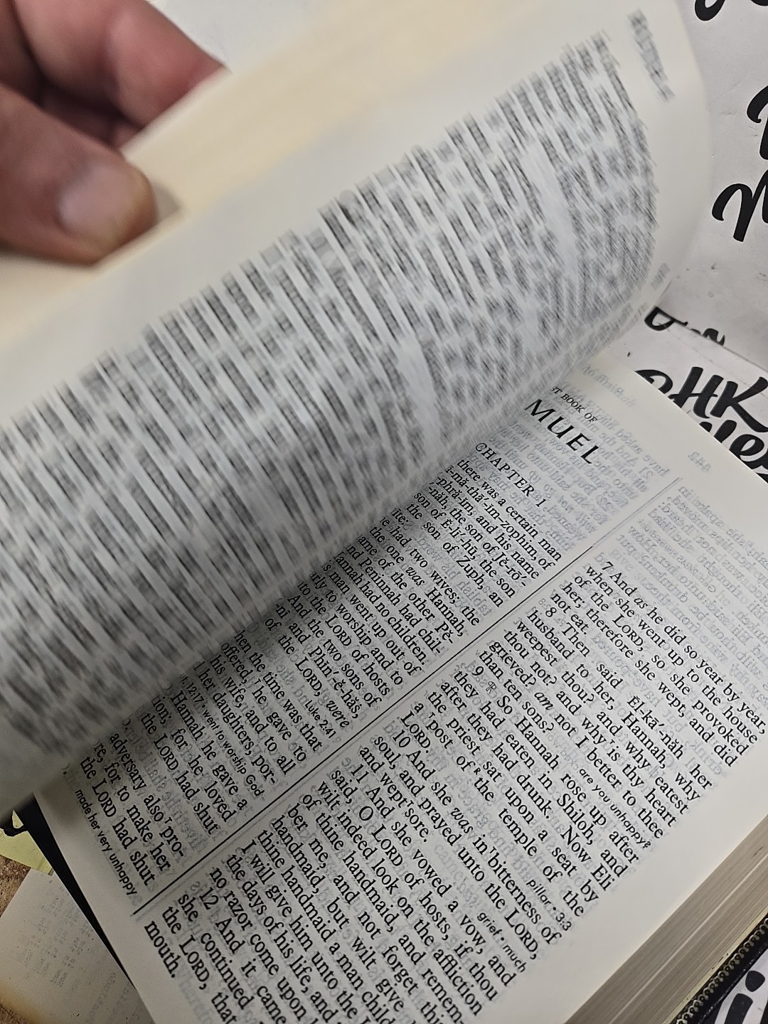 Holy Bible Reference Edition 1976 KJV Giant Print Thomas Nelson W/Bookmark