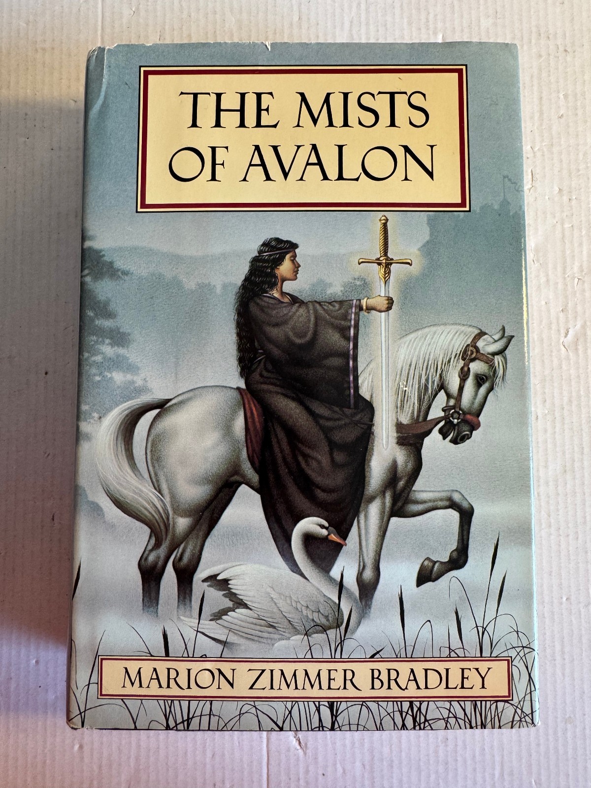 Mists of Avalon Marion Zimmer Bradley HCDJ Very Good Alfred A Knopf 1982