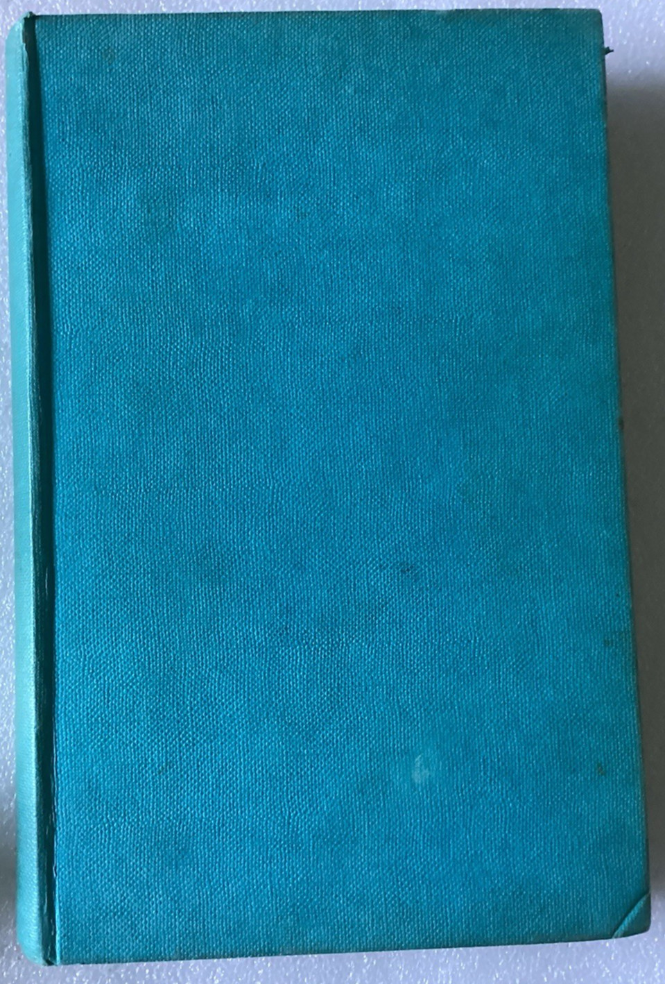 DESTINY IS BORN BY „JULIE“ (NUMEROLOGY, ASTROLOGY) GOOD UNMARKED 1967 IMPORT HC