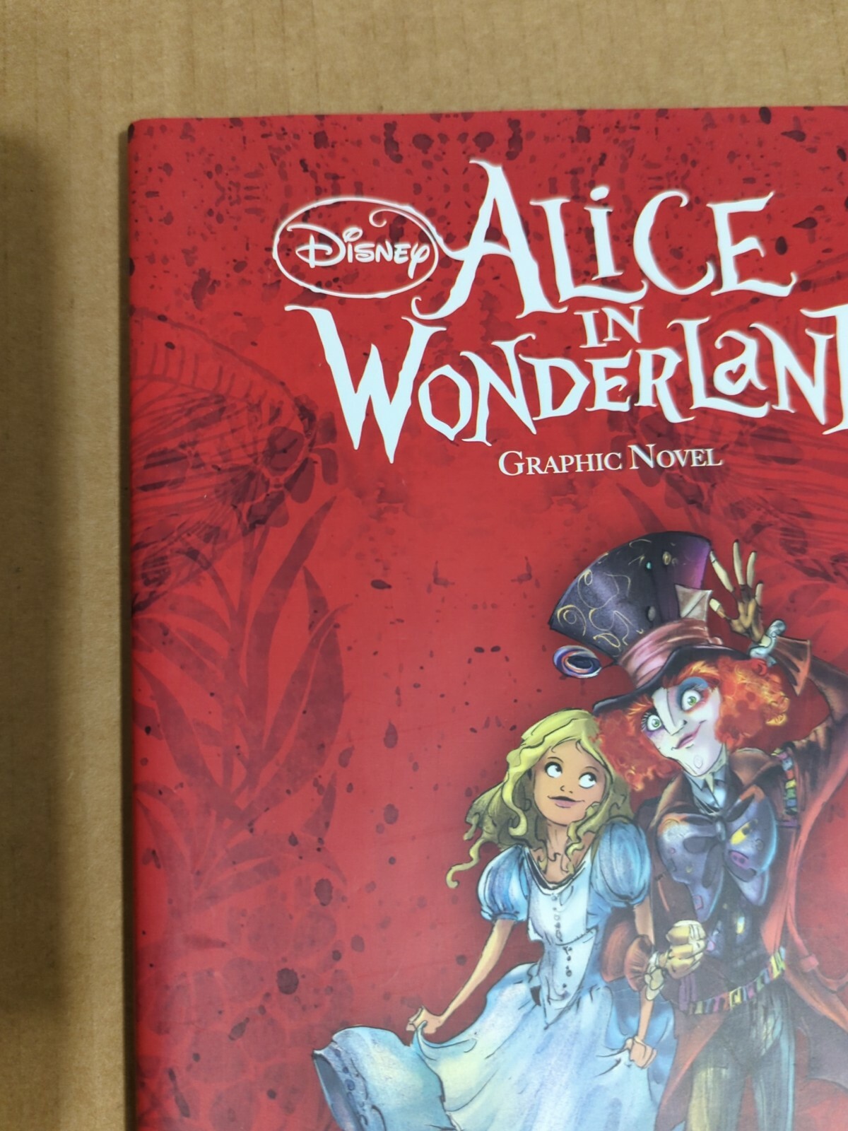 Boom! Studios comic Disney Alice in Wonderland Alessandro Ferrari 2010 Hardcover