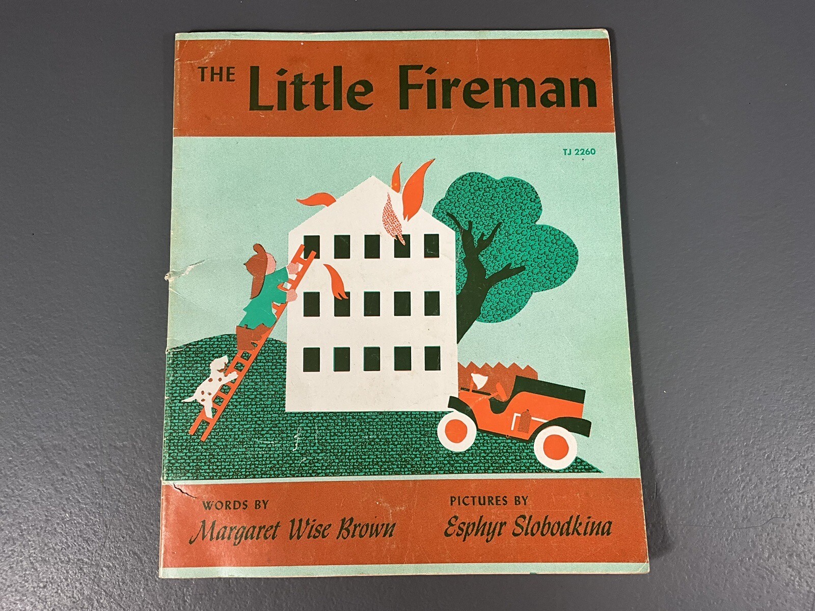 Kids Picture Books LOT OF 9 Paperback Franklin, Super Narwhal The Little Fireman