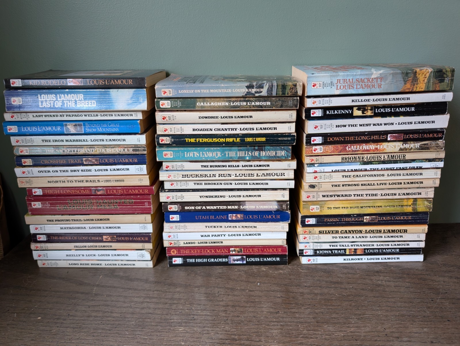 Lot of 52 Louis L’amour Paperback Novels Vintage Western Cowboy Adventure