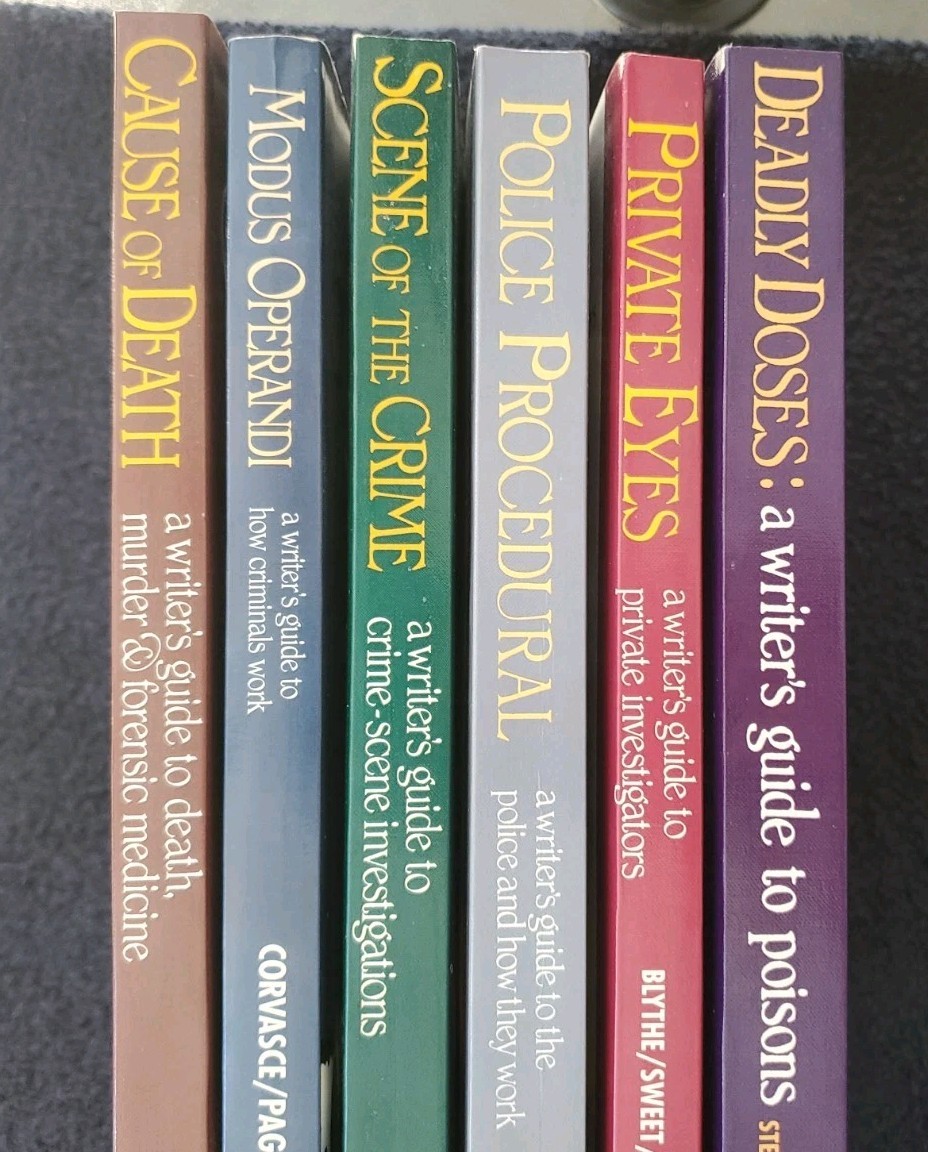 The Howdunit Series Lot Of 6 Books