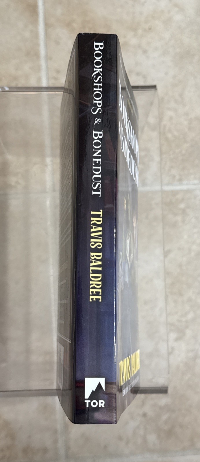Bookshops and Bonedust by Travis Baldree 1 St US Edition Paperback