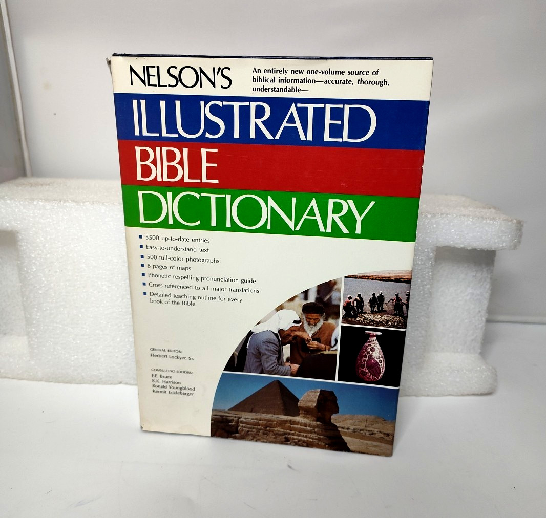 Nelson’s Illustrated Bible Dictionary / 1986 Hardcover Dustcover Cross Reference