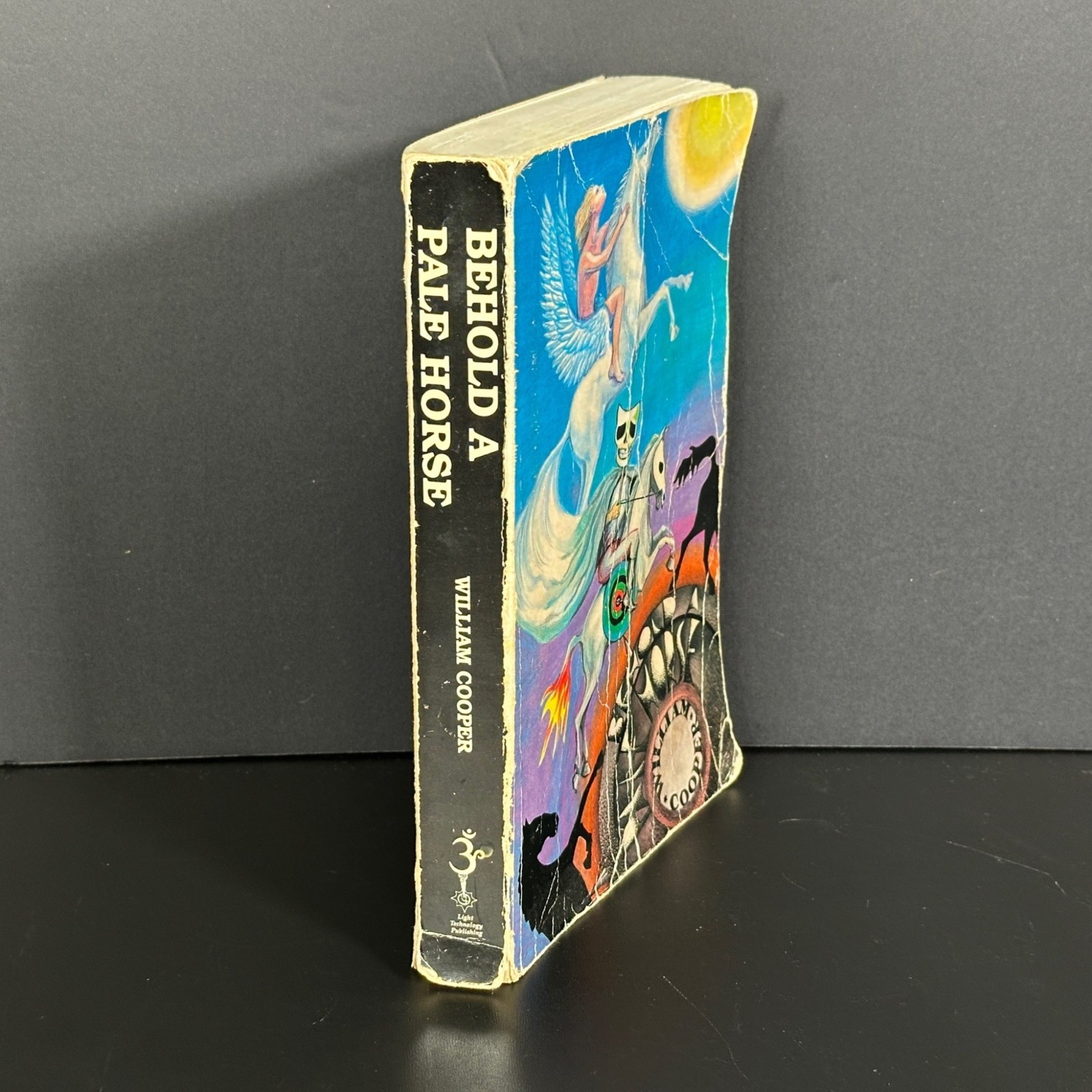BEHOLD A PALE HORSE William Cooper 1991 500 Pages UNREVISED Protocol of Zion CFR