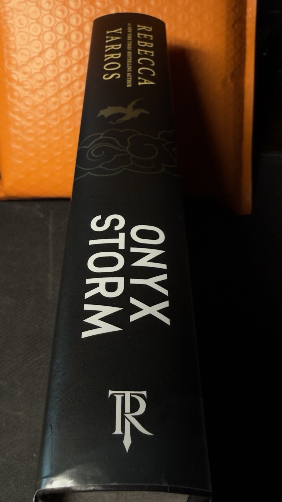 ONYX STORM Deluxe Limited EDITION BOOK HARDCOVER SPRAYED EDGES Ships Quick