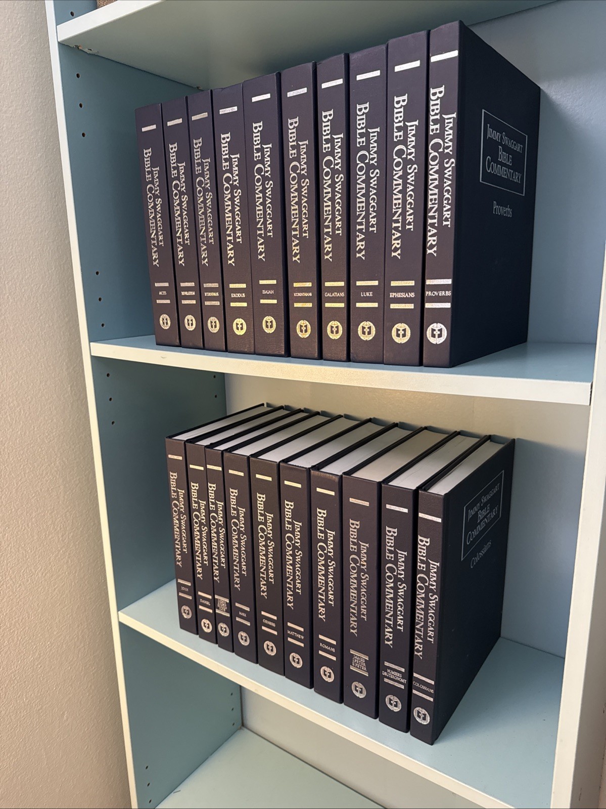 Jimmy Swaggart Bible Commentary – 20 Volumes (Hardcover) In Very Good Condition