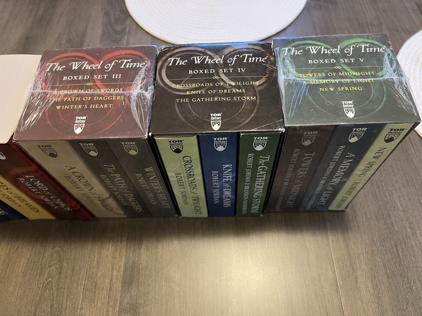 The Wheel of Time Robert Jordan Complete Set PB Books 1-15, 2 Sealed Box Sets