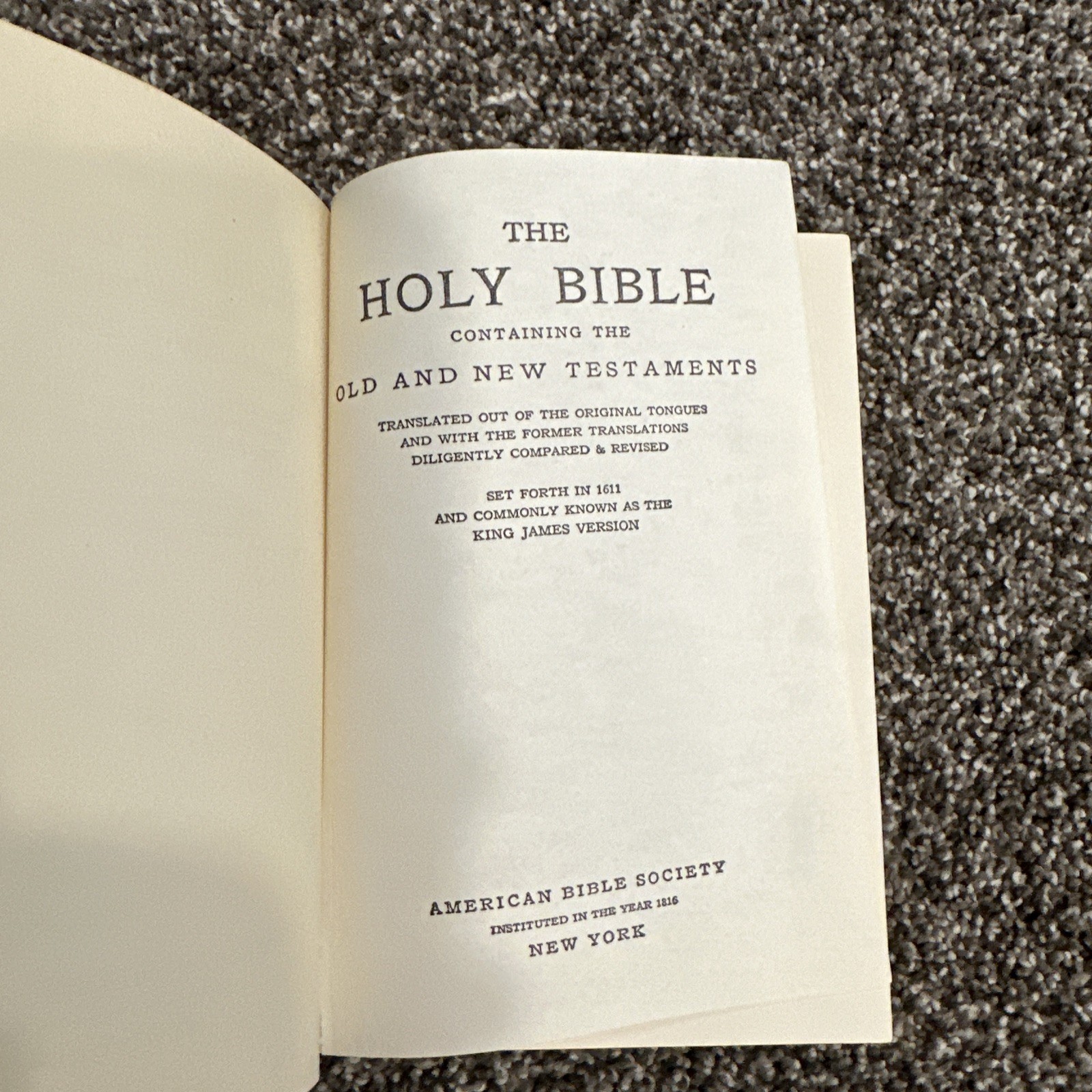 Holy Bible Old And New Testaments American Bible Society New York