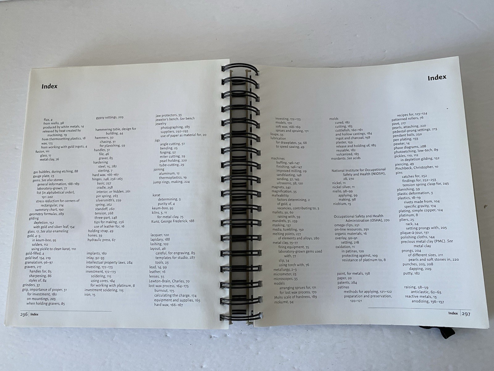 Complete Metalsmith Professional Edition Spiral Bound Tim McCreight 2004