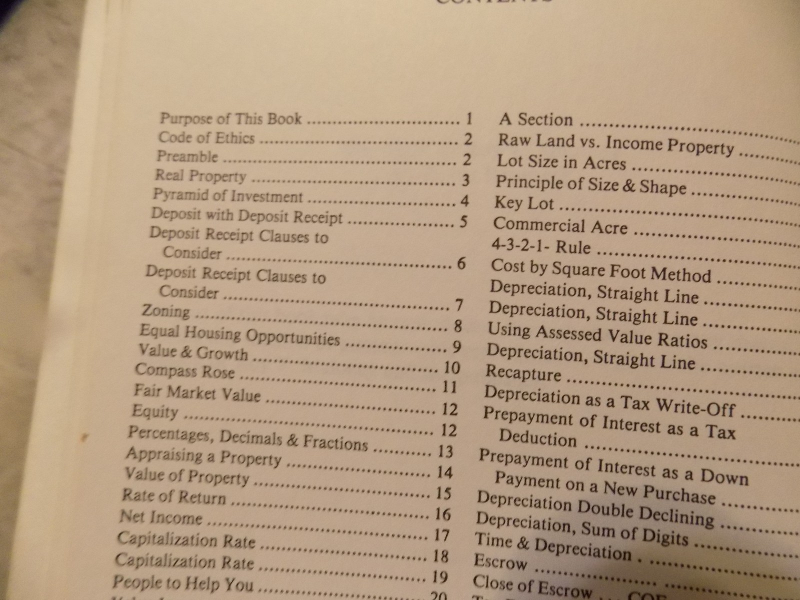 Income Property Illustrated, Roy Maloney, 1980, 124 Pages, Delphi Book, VG