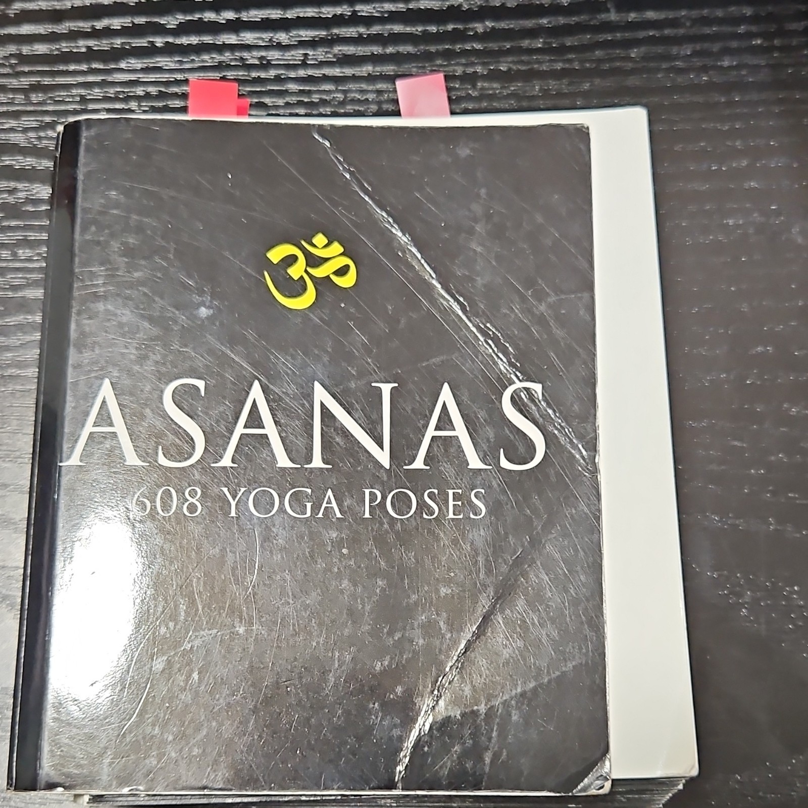 Asanas: 608 Yoga Poses by Dharma Mittra, Paperback, New World Library, 2003