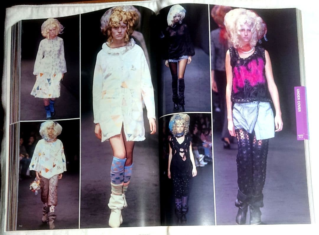 GAP PRESS 2002 Spring/Summer Collection B4 Art Book 480 Pages London NY Tokyo S