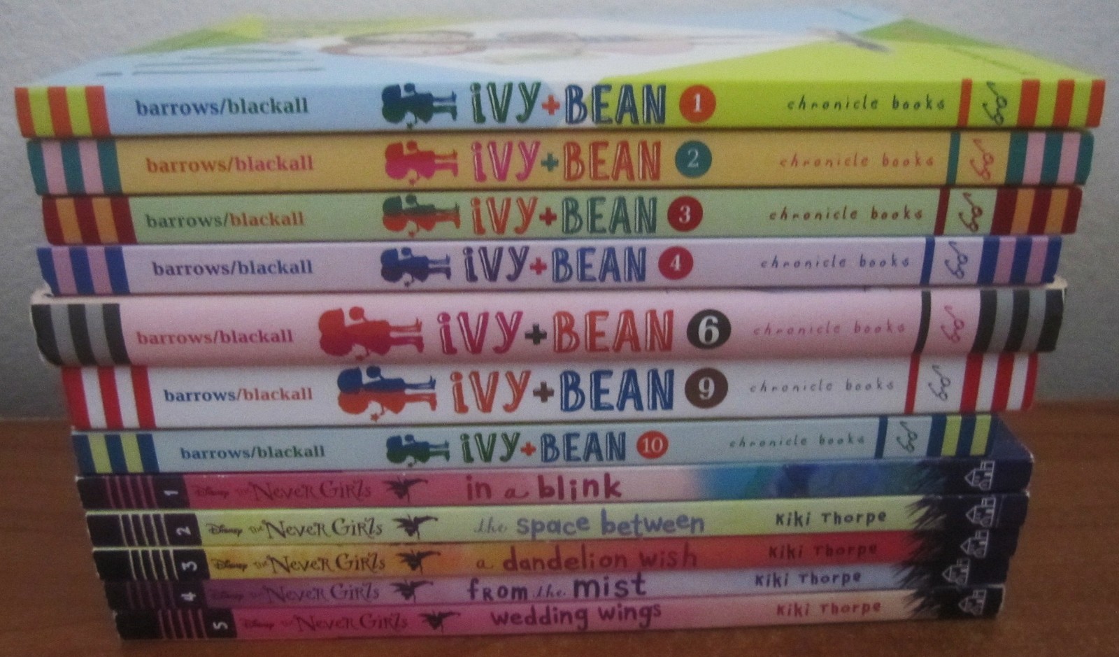 LOT OF 12 IVY & BEAN and THE NEVER GIRLS CHAPTER BOOKS AGES 6-9
