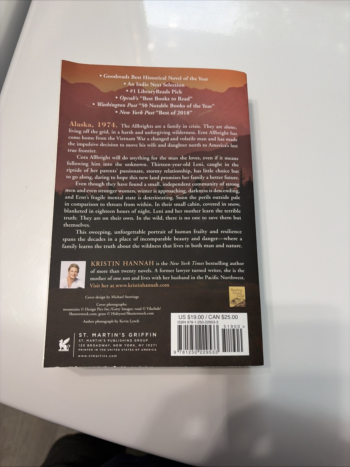 Great Alone : A Novel by Kristin Hannah (2019, Trade Paperback)