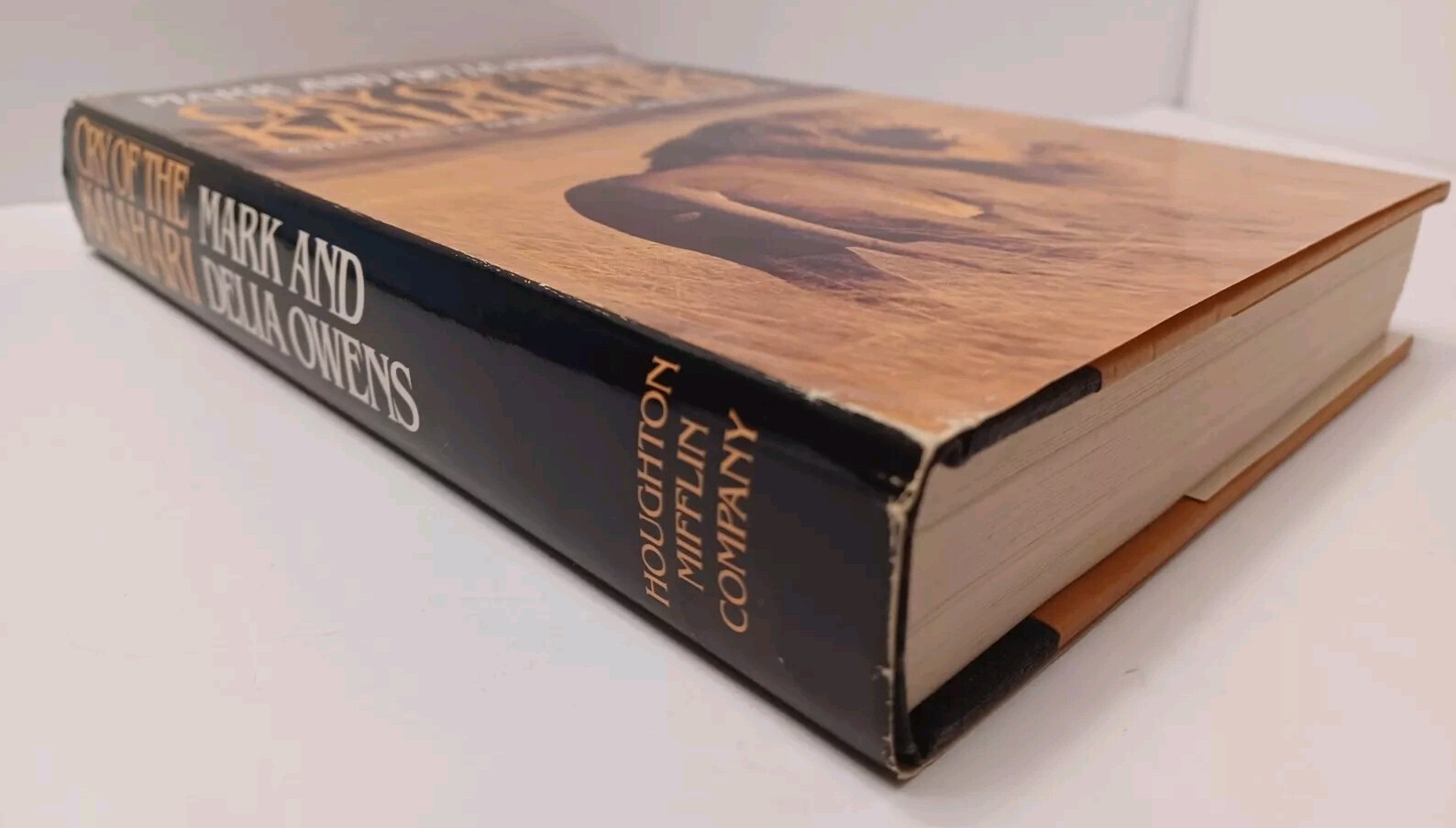 Cry of the Kalahari by Mark & Delia Owens – 1984 – RARE – HC/DJ – 1ST Edition