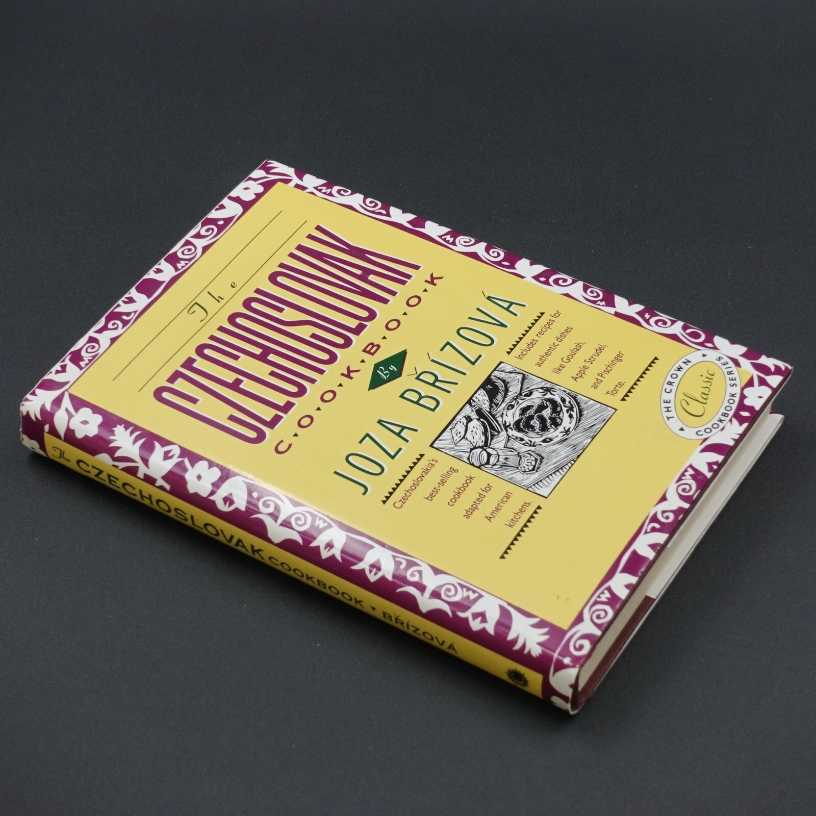 The Czechoslovak Cookbook Joza Brizova ©1965 39th Printing HB DJ 282 pages