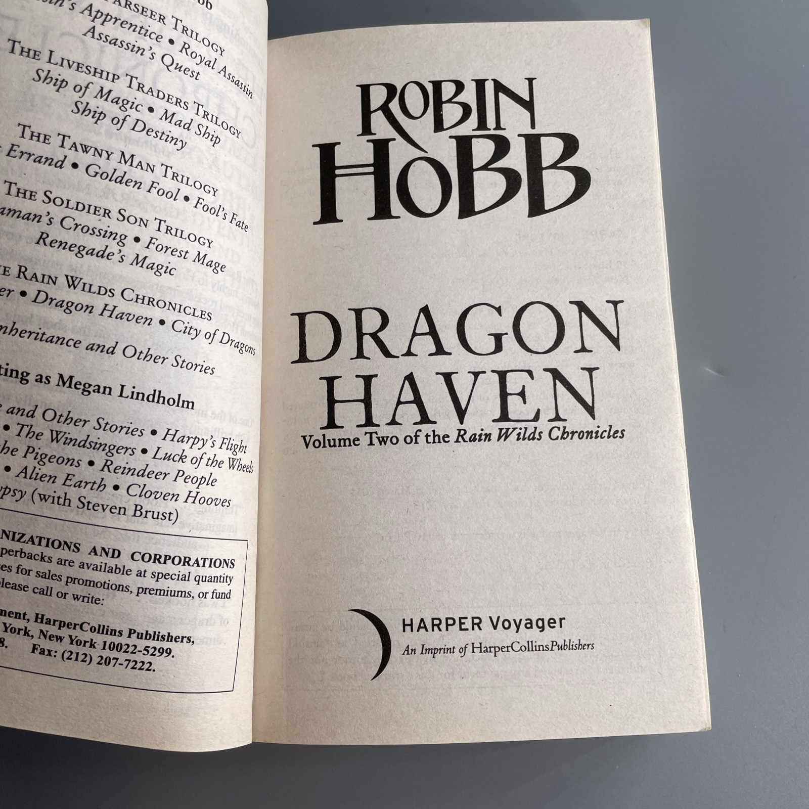 Robin Hobb Rain Wild Chronicles Lot 2 Dragon Keeper Dragon Haven PB Fantasy