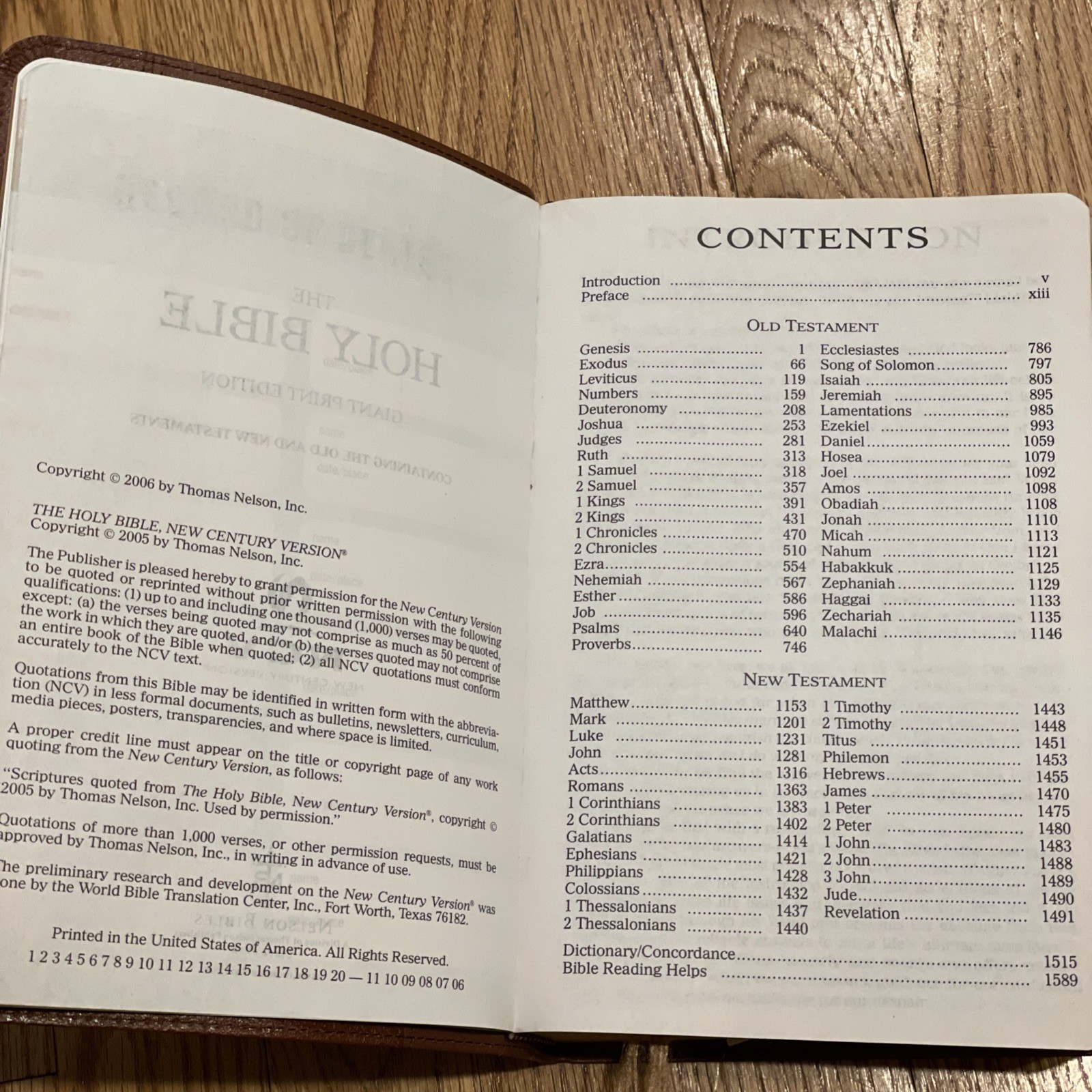 Nelson Bible 6365SAM NCV New Century Version Giant Print Book Tabs *READ*