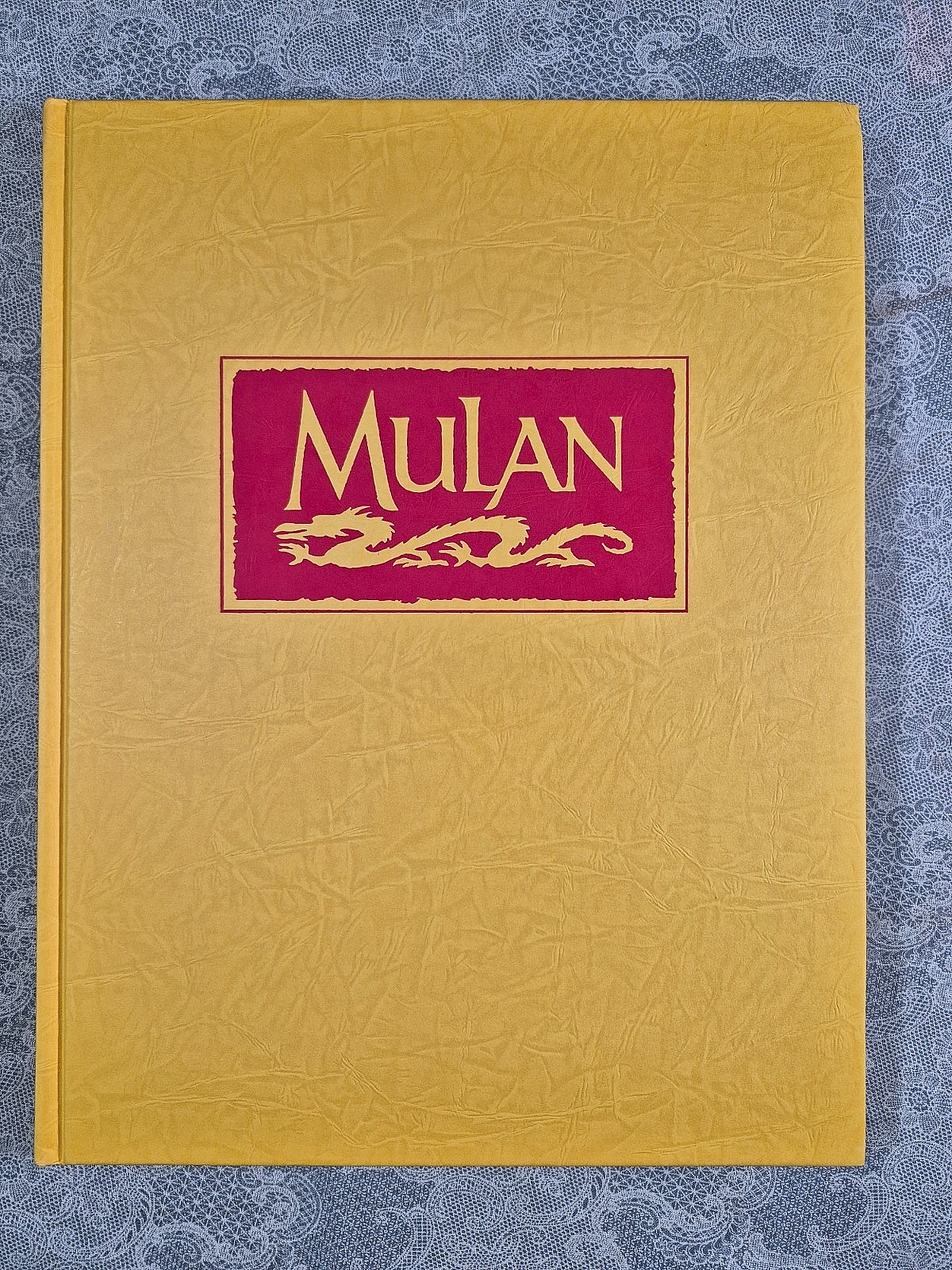 The Art of Mulan: Kurtti, Jeff. Hyperion Press. #342.