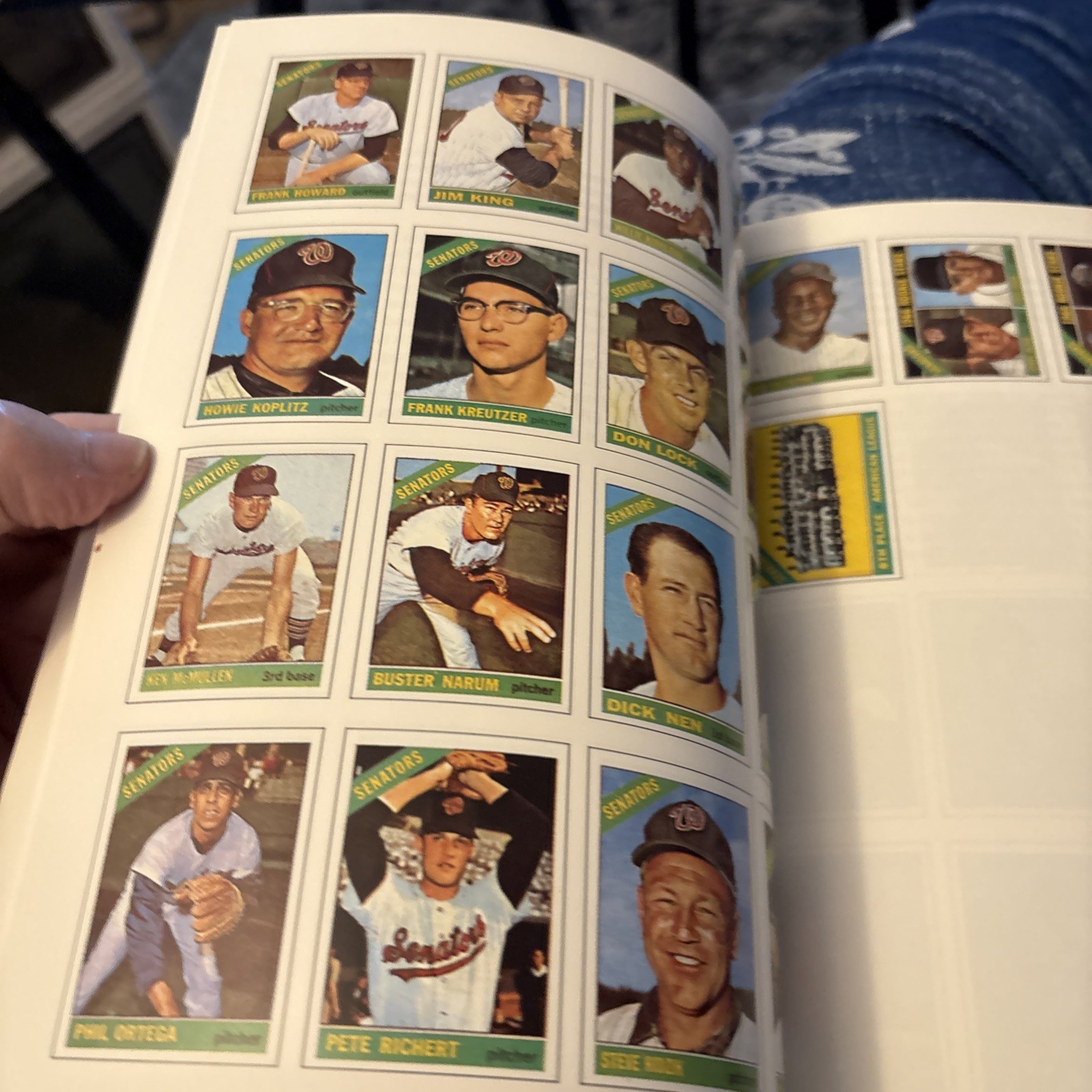 Topps Baseball Cards 1961-1988 Texas Rangers 1989 Price Stern Sloan Book Nice!!