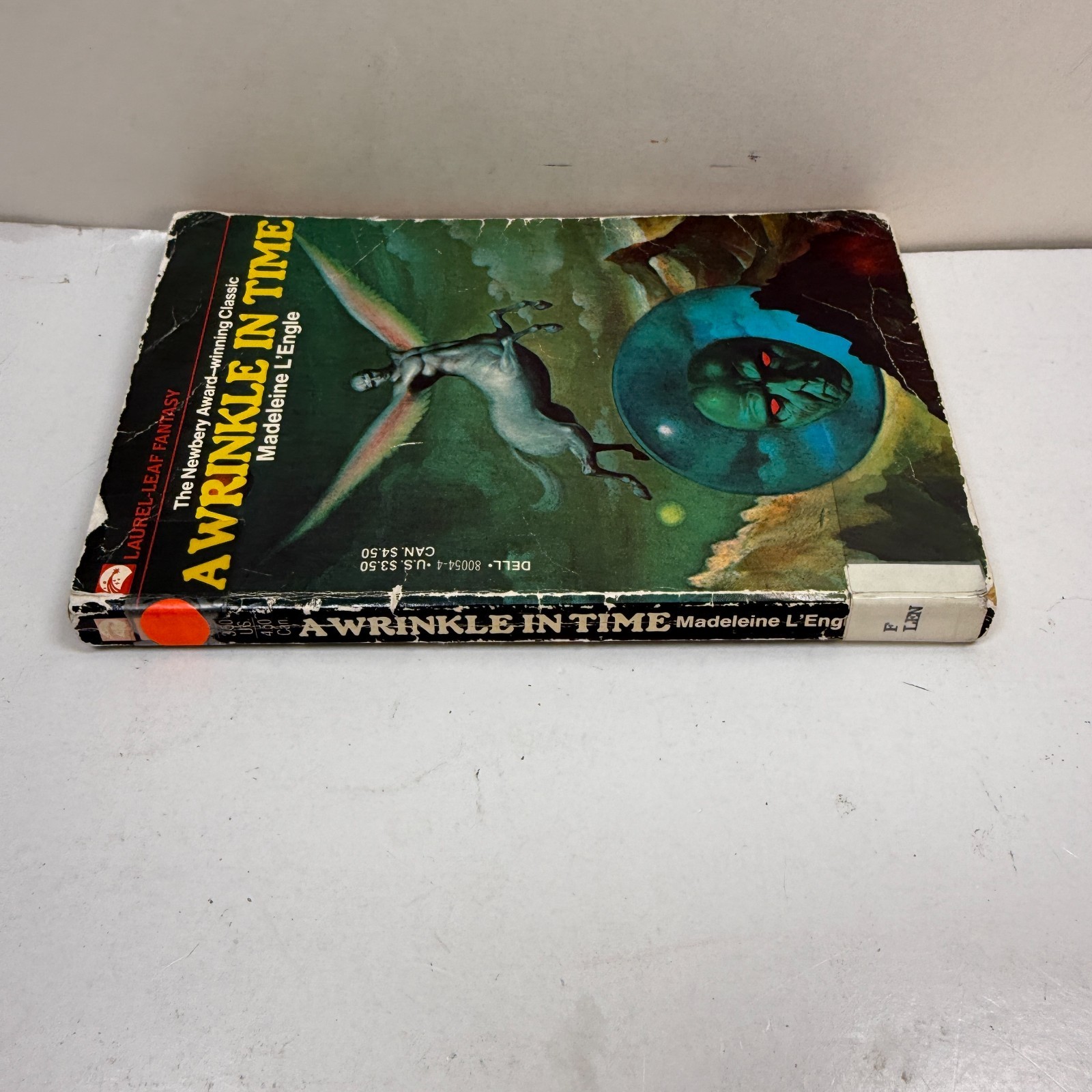 A Wrinkle in Time by Madeleine L’Engle 1976 Vintage Paperback Stranger Things