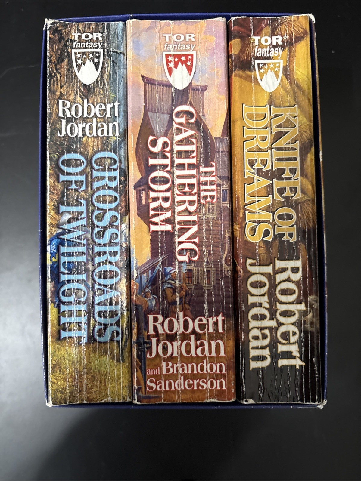 The Wheel of Time, Boxed Set IV, Books 10-12: Crossroads of Twilight, Knife …