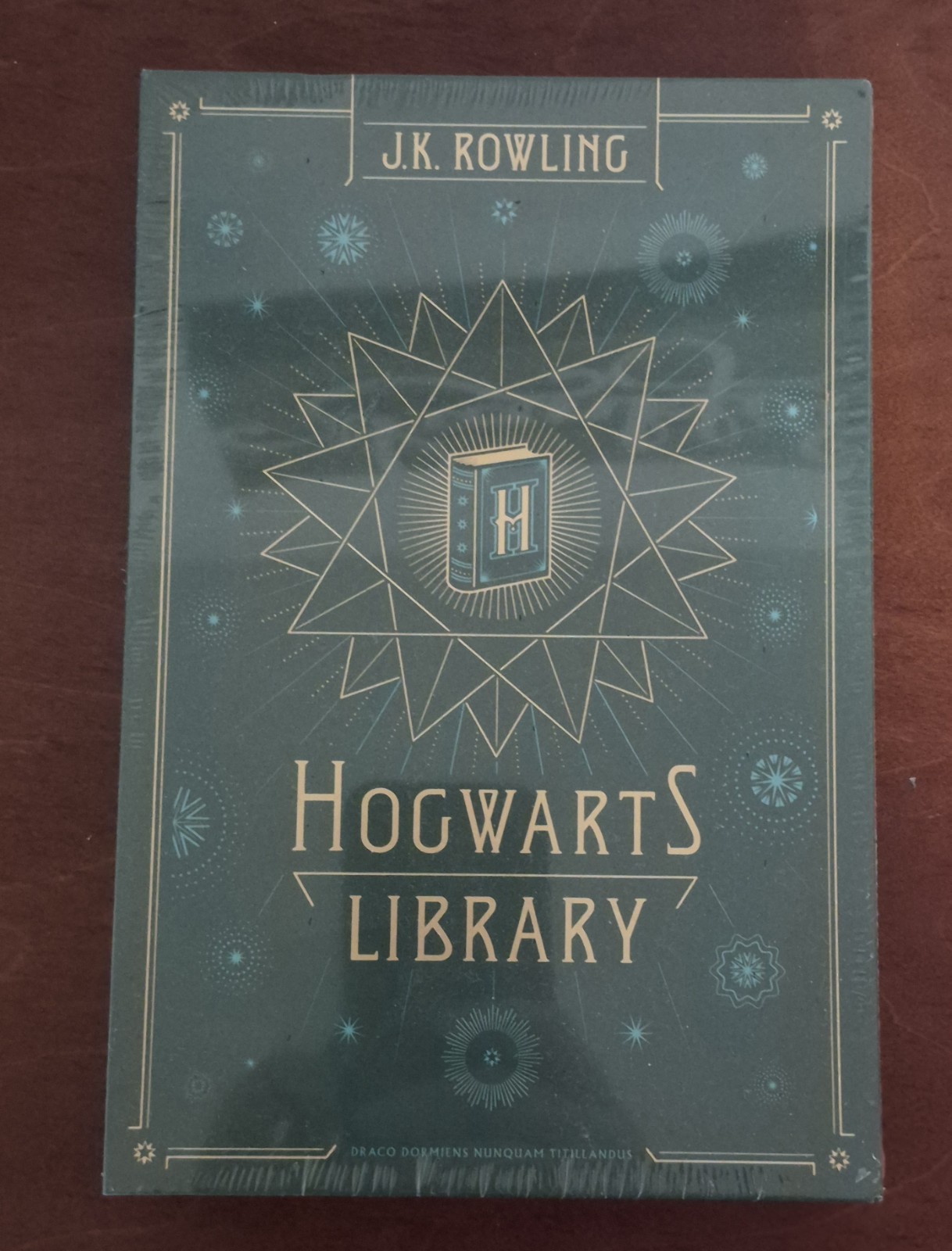 New JK Rowling Hogwarts Library Set Sealed