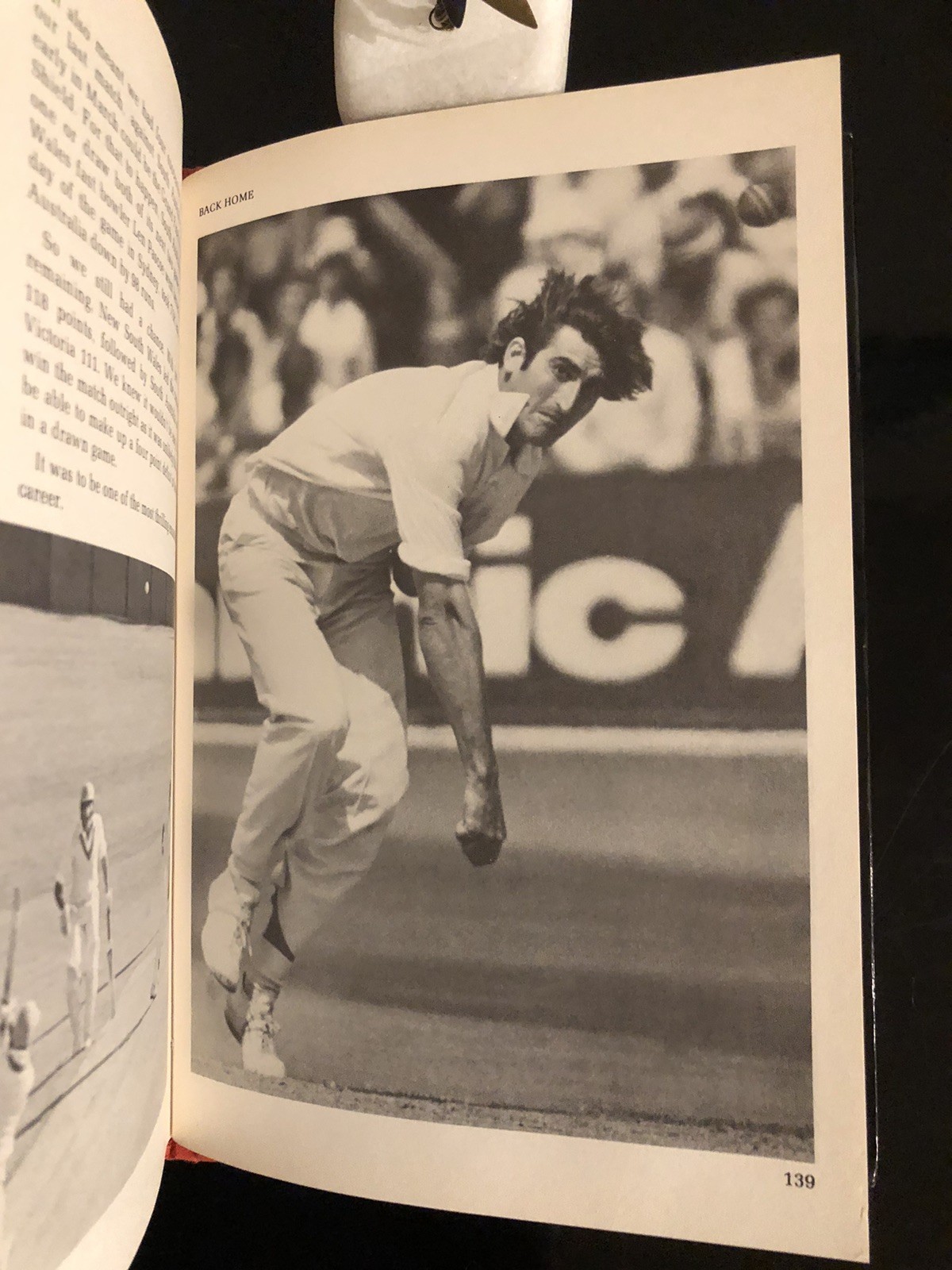 Signed Copy (from 3 players) Max Walker Back To Bay 13 G.Spark Ed. 1980 First Ed