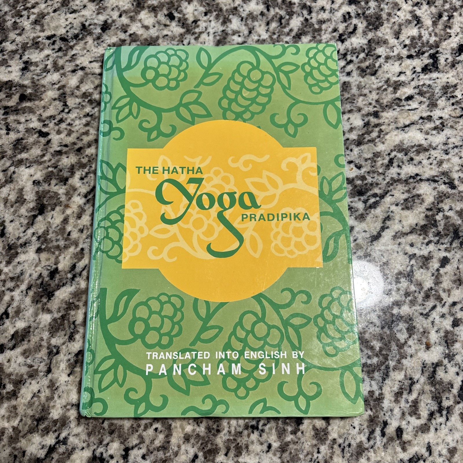 Hatha Yoga Pradipika – Hardcover, by Pancham Sinh; SINH PANCHAM – Acceptable