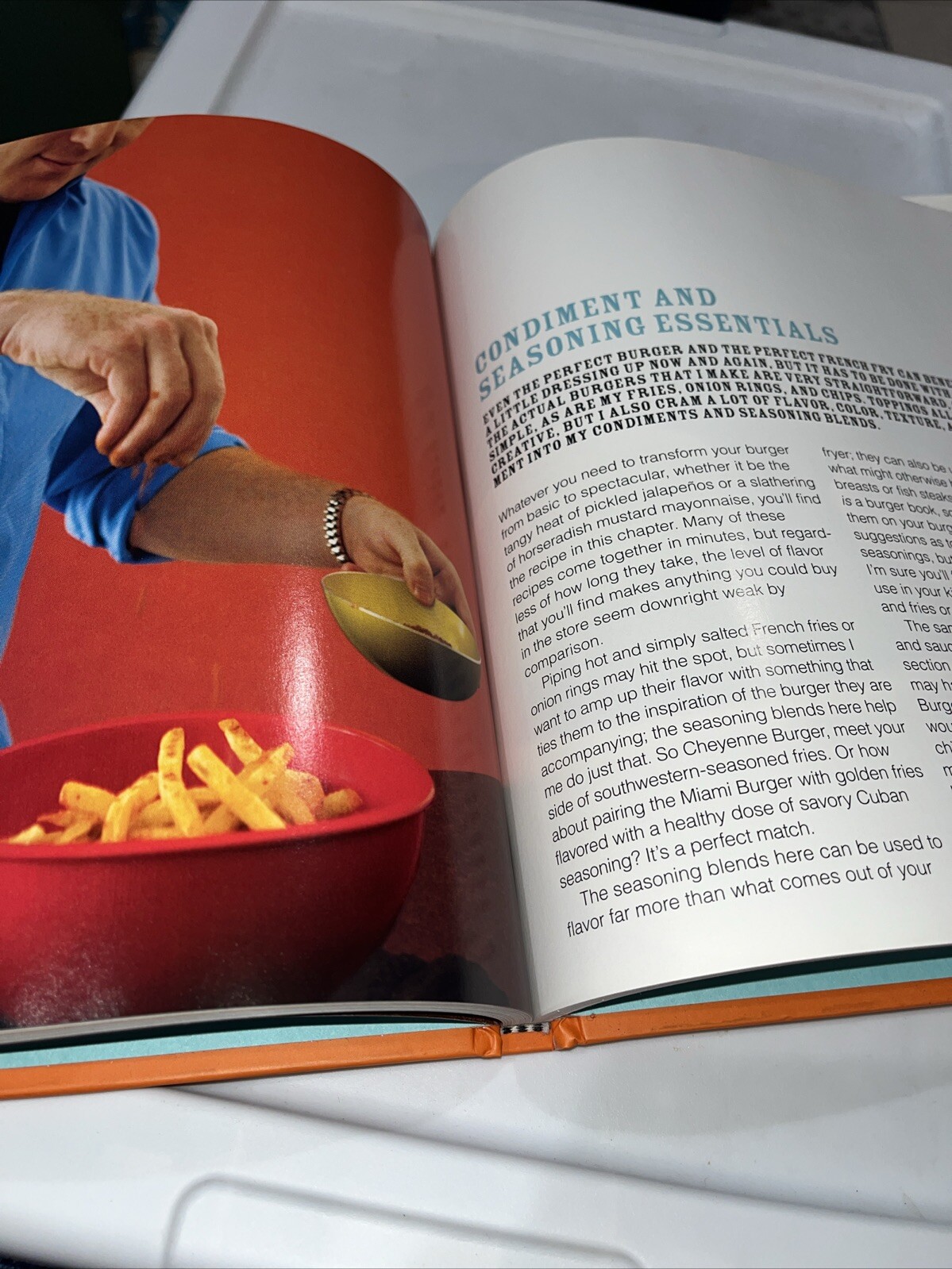 Bobby Flay Hand Signed Cookbook “ Burgers, Fries & Shakes”, 154 Pages, HC
