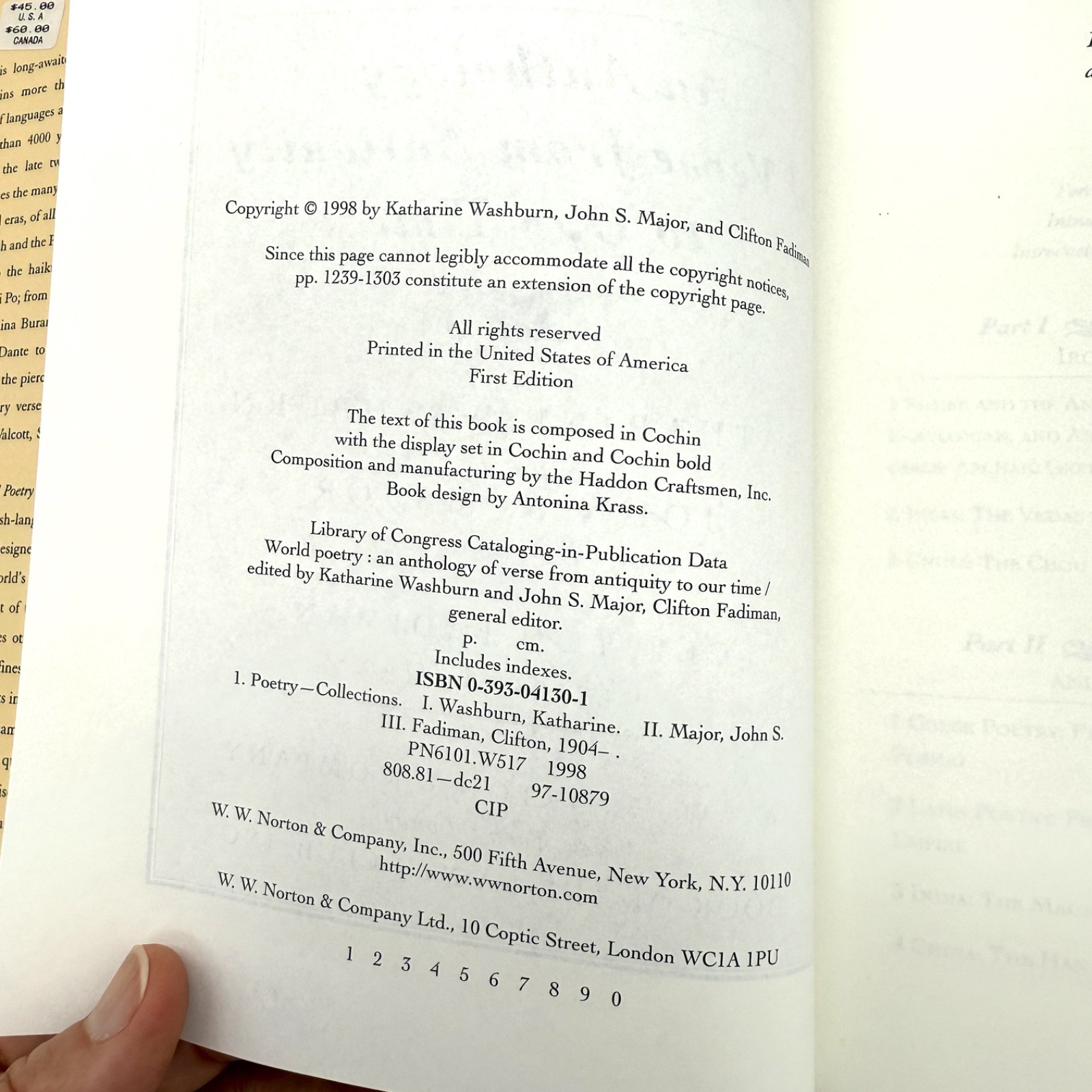 World Poetry : An Anthology of Verse from Antiquity to Our Time 1st ED