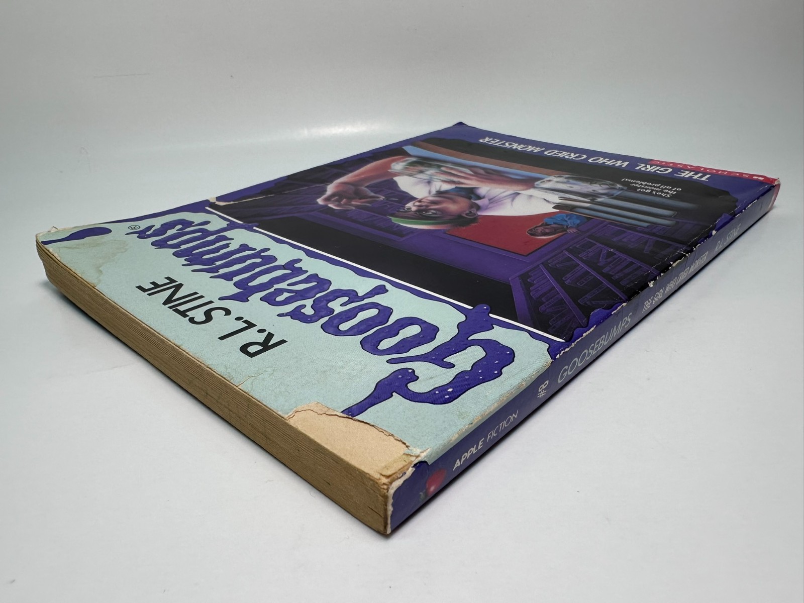 26th Print #8 The Girl Who Cried Monster Goosebumps Original Stine BARGAIN BIN