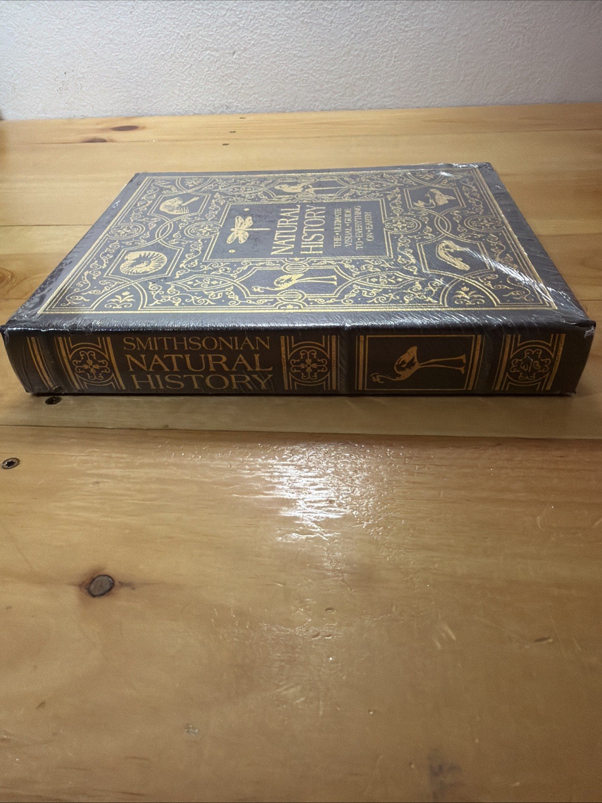 Smithsonian Natural History: The Ultimate Visual Guide Easton Press