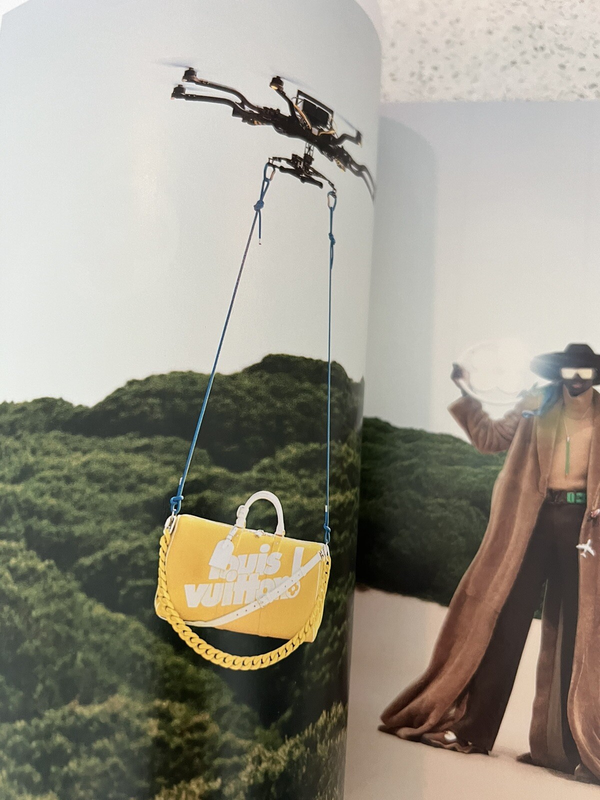 LOUIS VUITTON Magazine Catalog THE BOOK #12 104 Pages Limited Edition