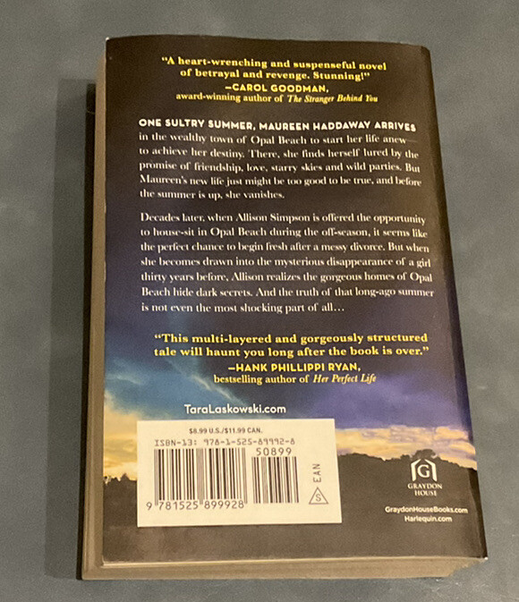 One Night Gone : A Novel by Tara Laskowski (2022, Mass Market)