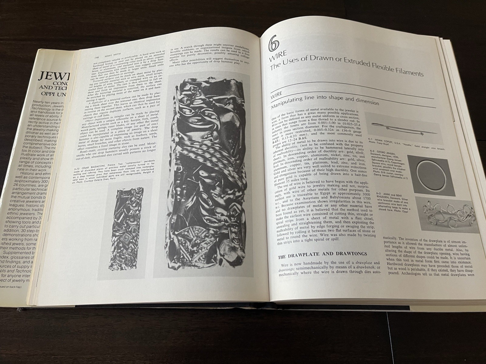 Jewelry Concepts and Technology by Oppi Untracht 1985 Hardcover Book 840 Pages