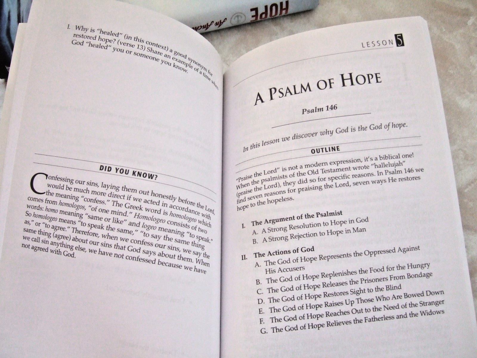DR. DAVID JEREMIAH HC BOOK AND STUDY GUIDE HOPE AN ANCHOR FOR LIFE 2016