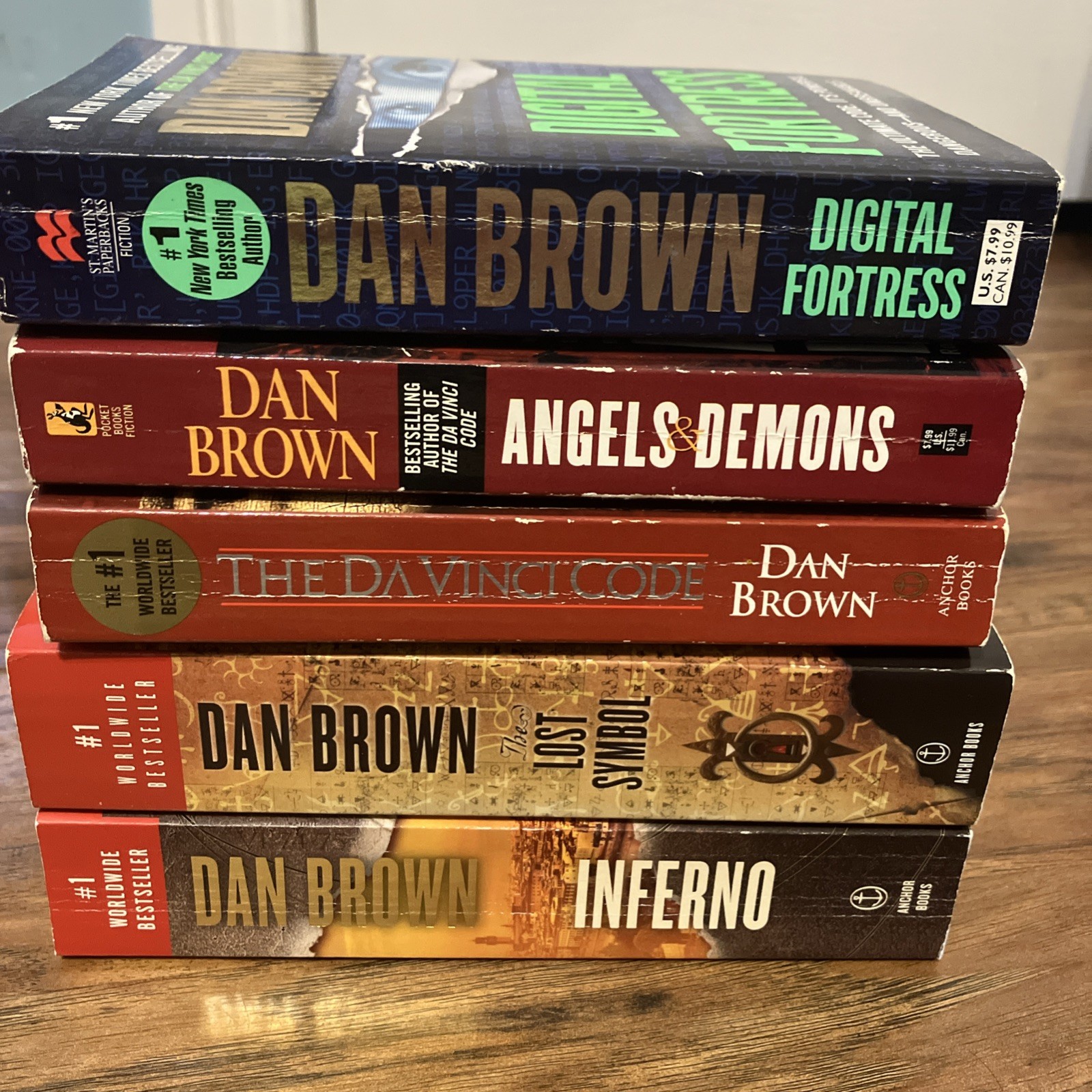 Dan Brown Paperback Books Lot of 5