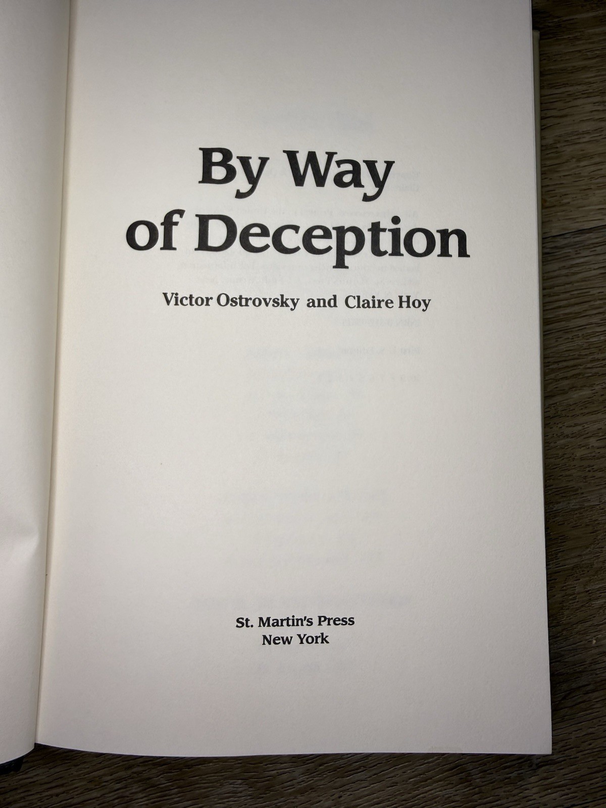 By Way of Deception Victor Ostrovsky 1990 Hardcover 1st Edition First Printing