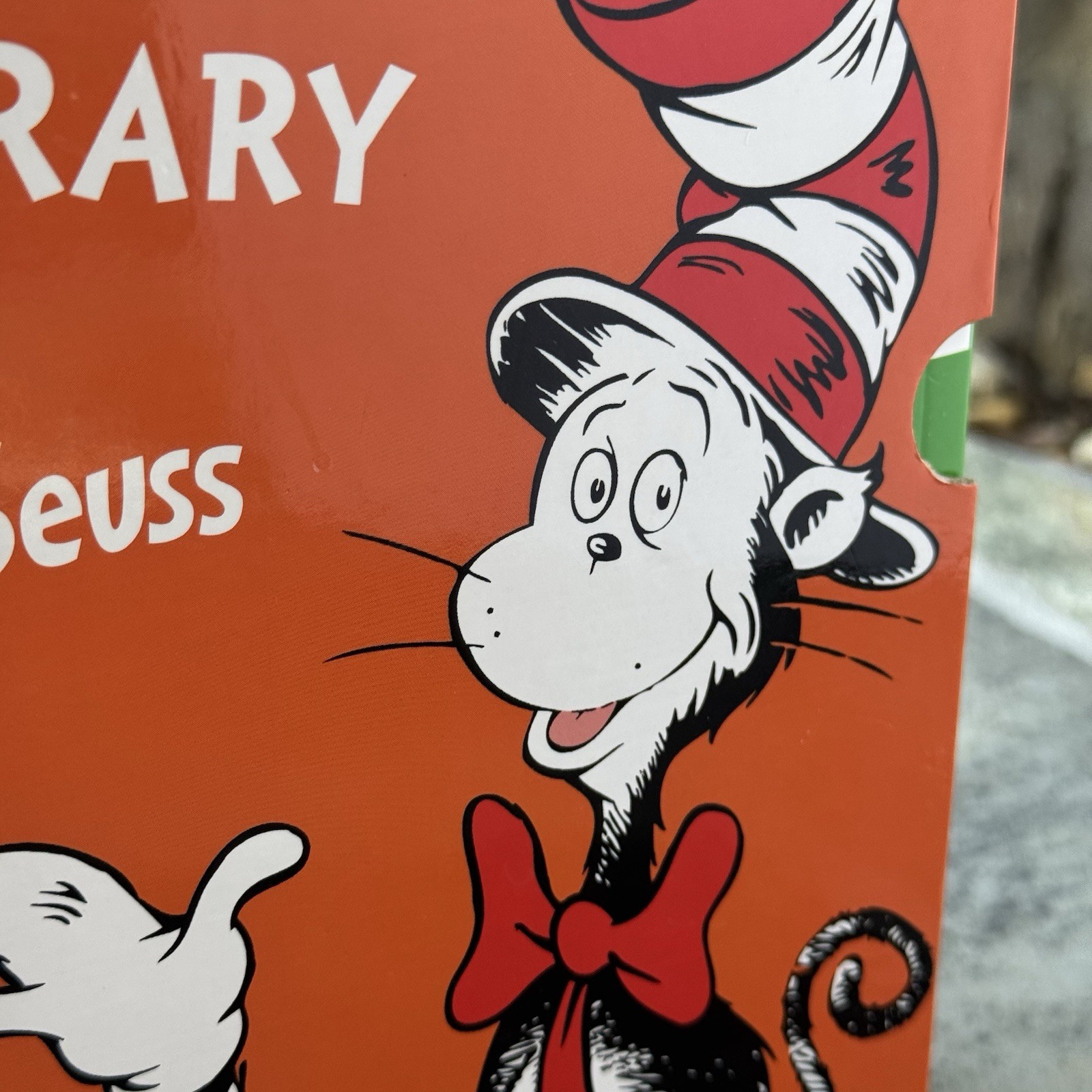 The Cat In The Hats Learning Library 20 Books Boxset By Dr. Seuss Paperback