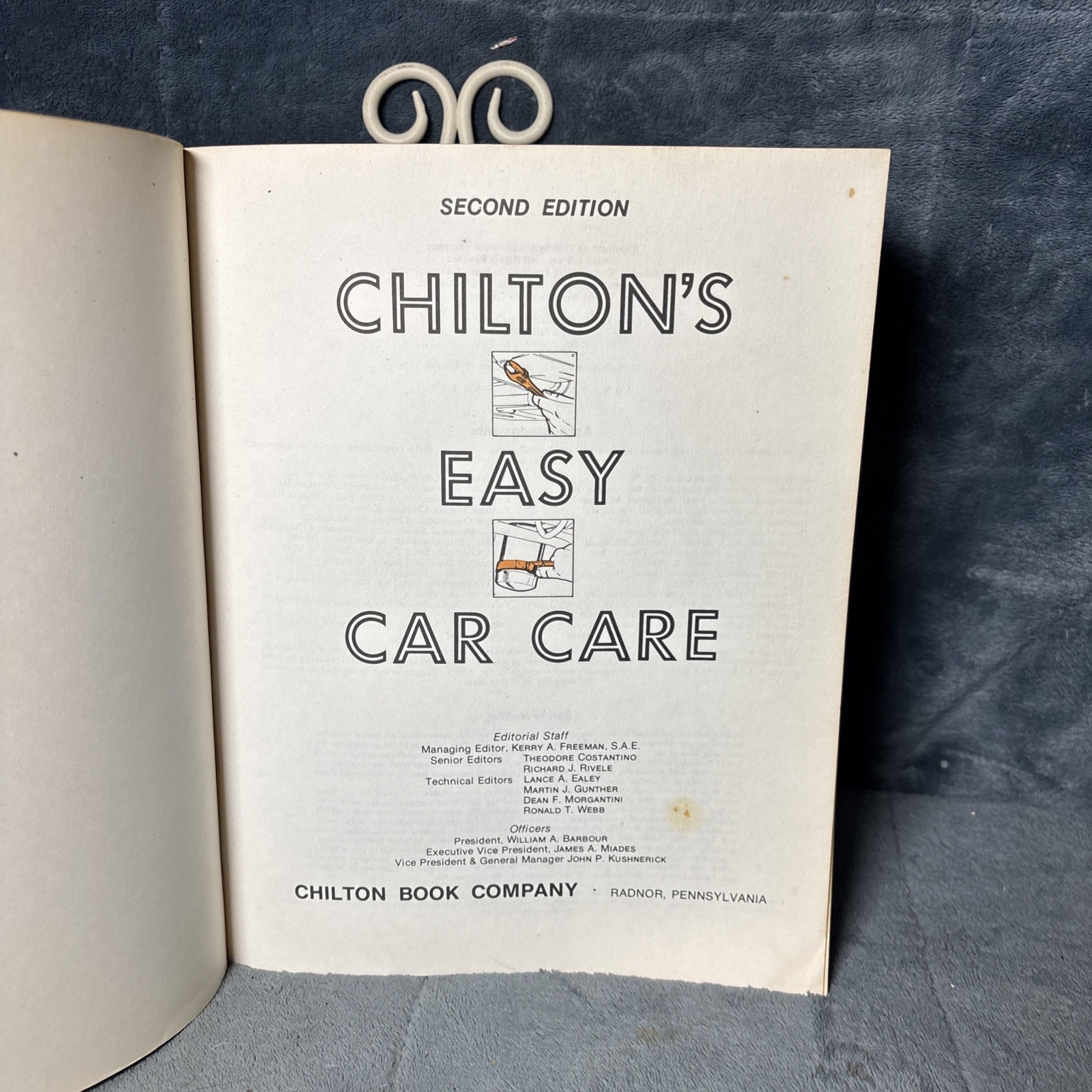 Chilton’s Easy Car Care 2nd Edition, Vintage 1985.